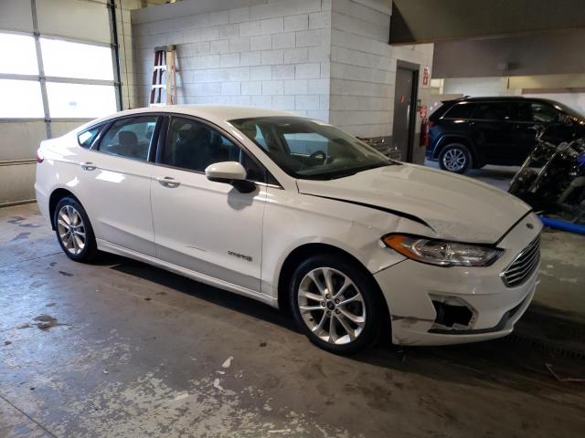 3FA6P0LU3KR143604 2019 FORD FUSION, photo no. 4