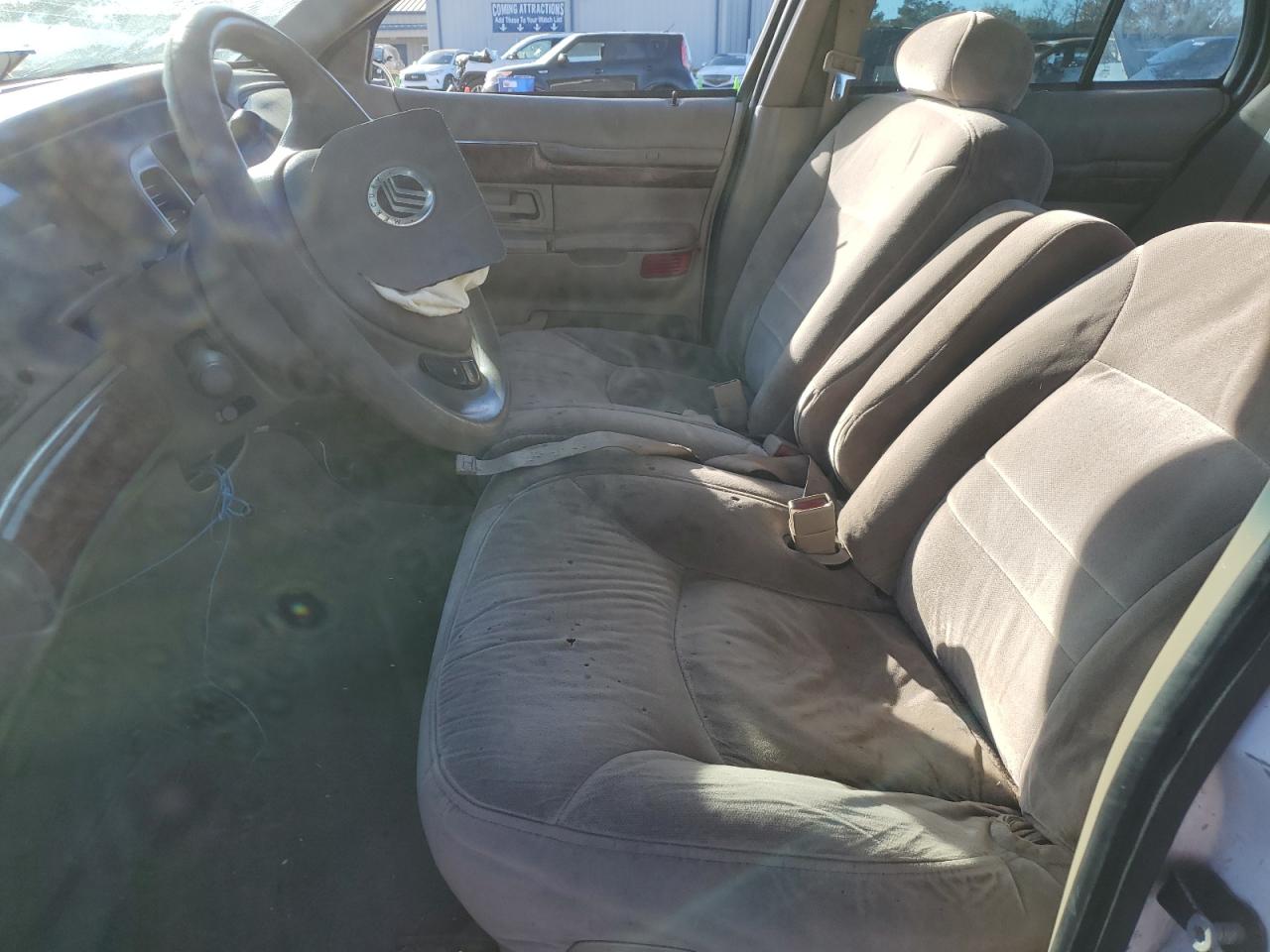 2MEFM74WX1X646296 2001 Mercury Grand Marquis Gs