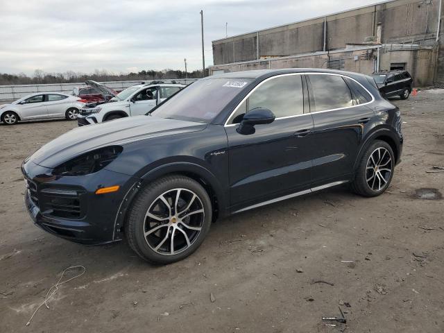 2022 Porsche Cayenne E-Hybrid