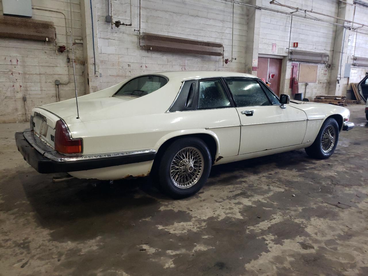 sajna5841kc150113 SAJNA5841KC150113 1989 Jaguar Xjs