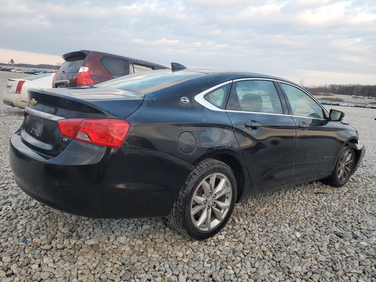 2018 Chevrolet Impala Lt vin: 2G1105S33J9112106