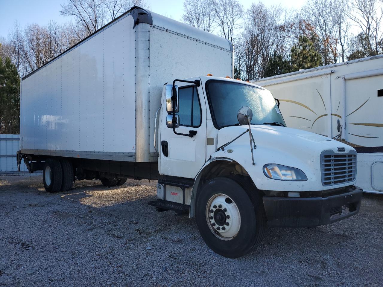 Lot #2214312563 2019 FREIGHTLINER M2 106 MED