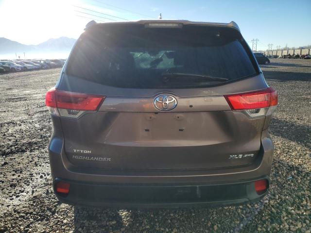 5TDJZRFHXHS463879 | 2017 TOYOTA HIGHLANDER