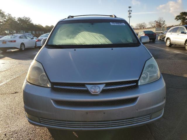 2004 Toyota Sienna - Image 5
