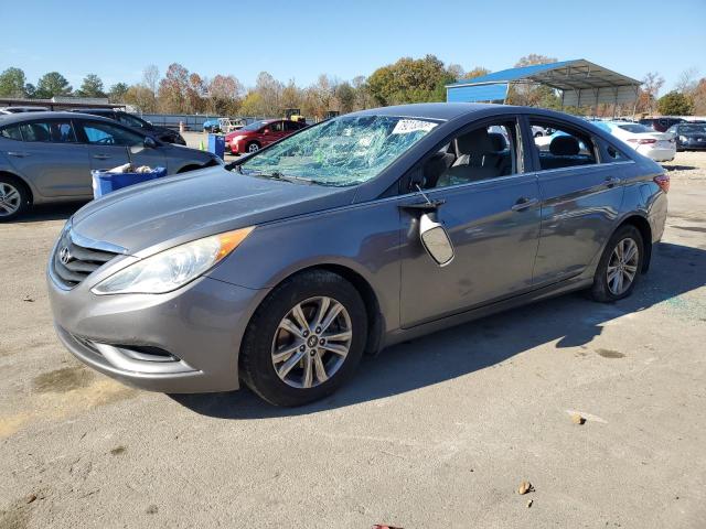 Lot #2404574311 2012 HYUNDAI SONATA GLS salvage car