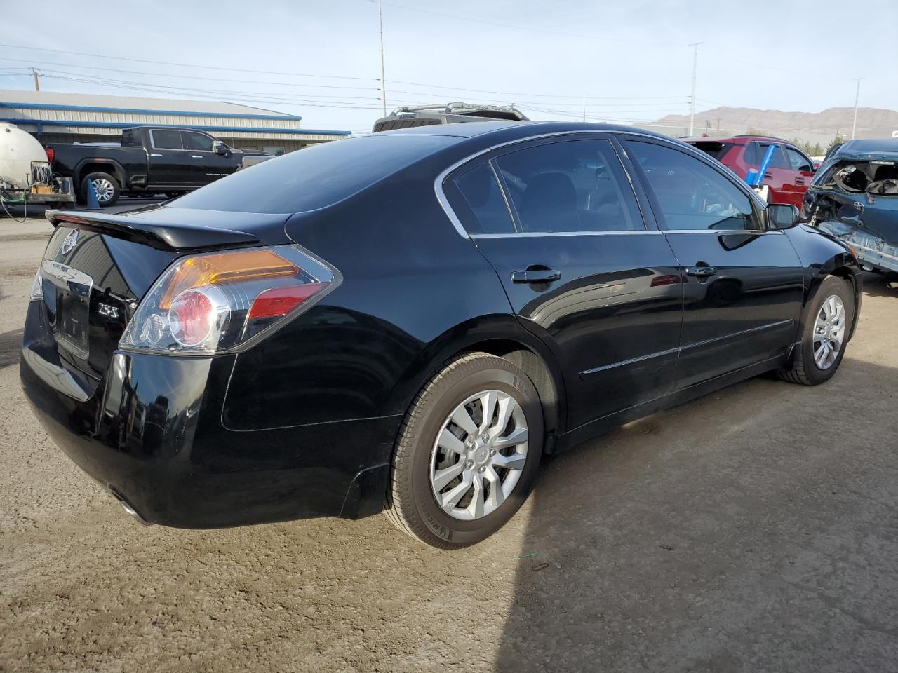 2012 Nissan Altima Base vin: 1N4AL2AP5CN472436