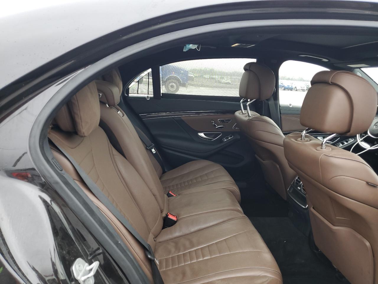 WDDUG8FB7EA017549 2014 Mercedes-Benz S 550 4Matic