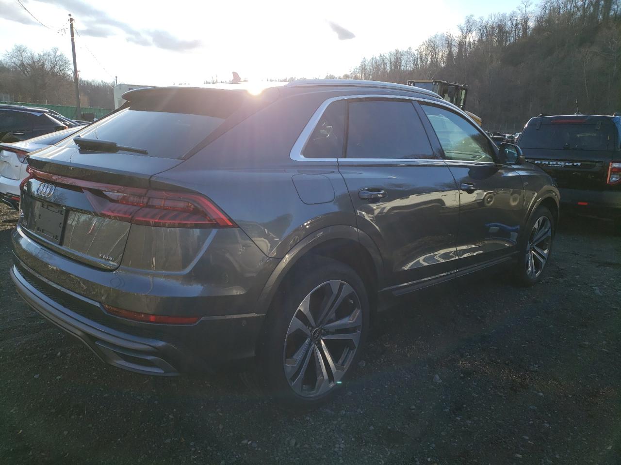 WA1EVBF12ND014379 2022 Audi Q8 Premium Plus S-Line