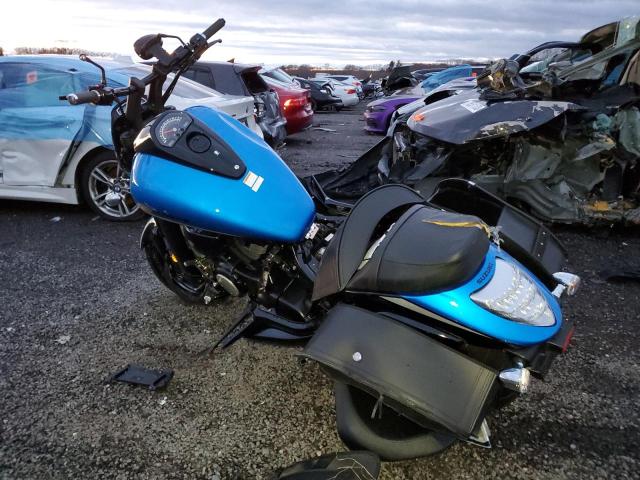 2022 SUZUKI VZR1800 JS1VY53A0N7100284