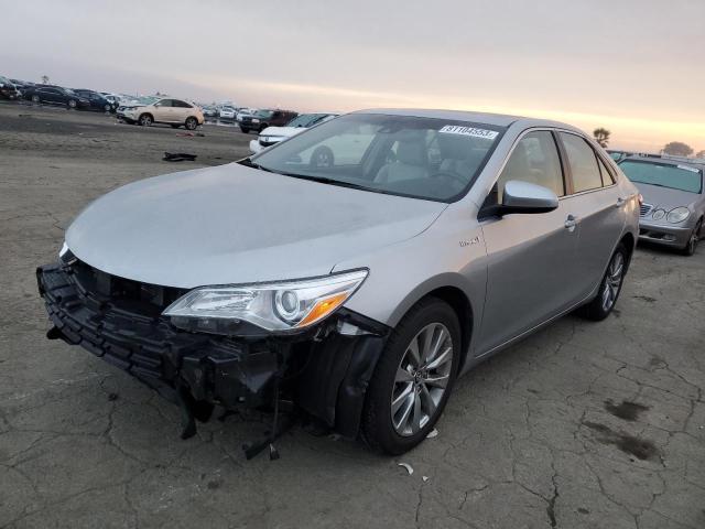 2015 Toyota Camry Hybrid 