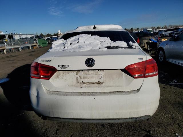 2015 VOLKSWAGEN PASSAT S - 1VWAS7A30FC004408