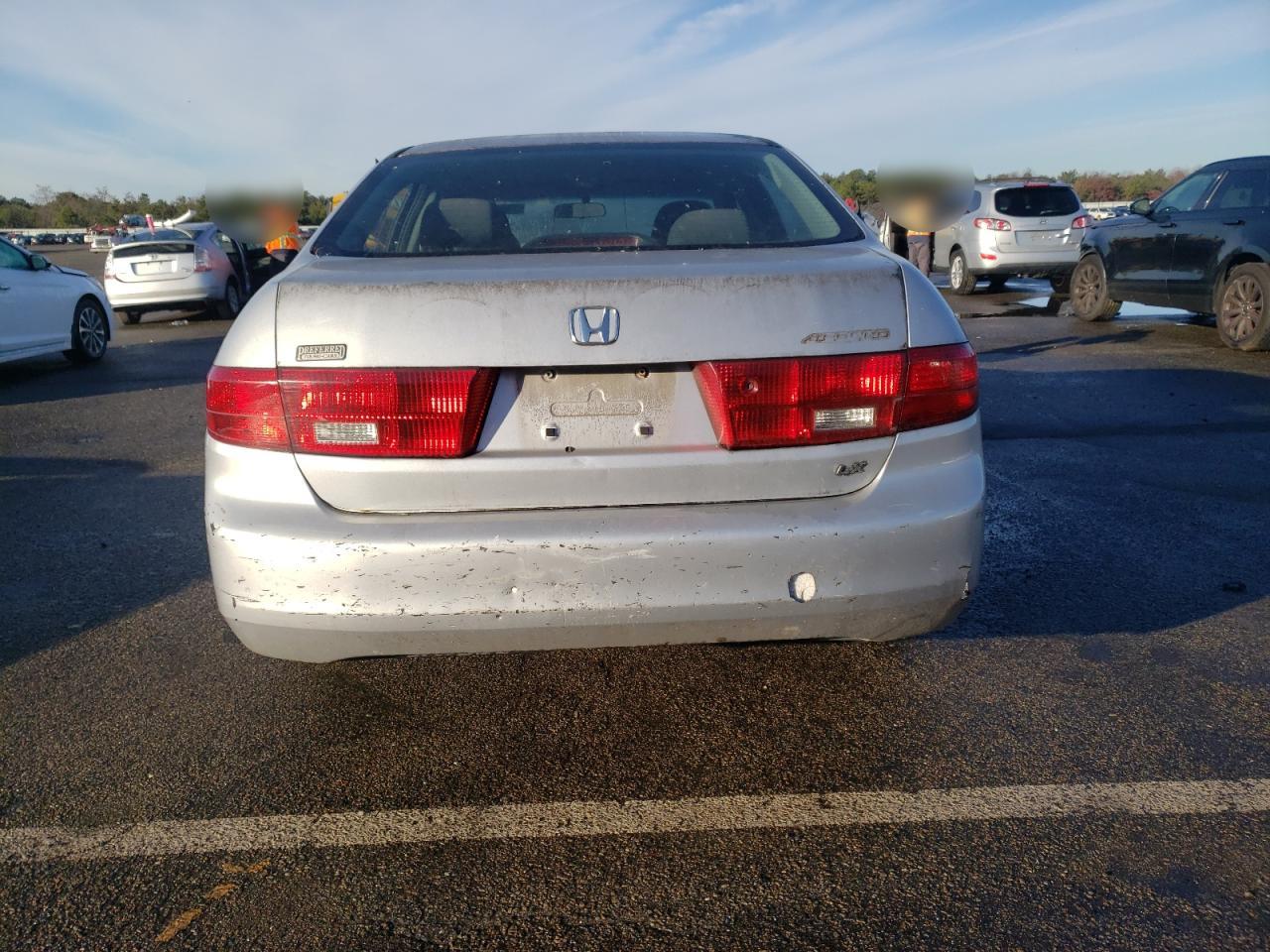 1HGCM56415A093817 2005 Honda Accord Lx