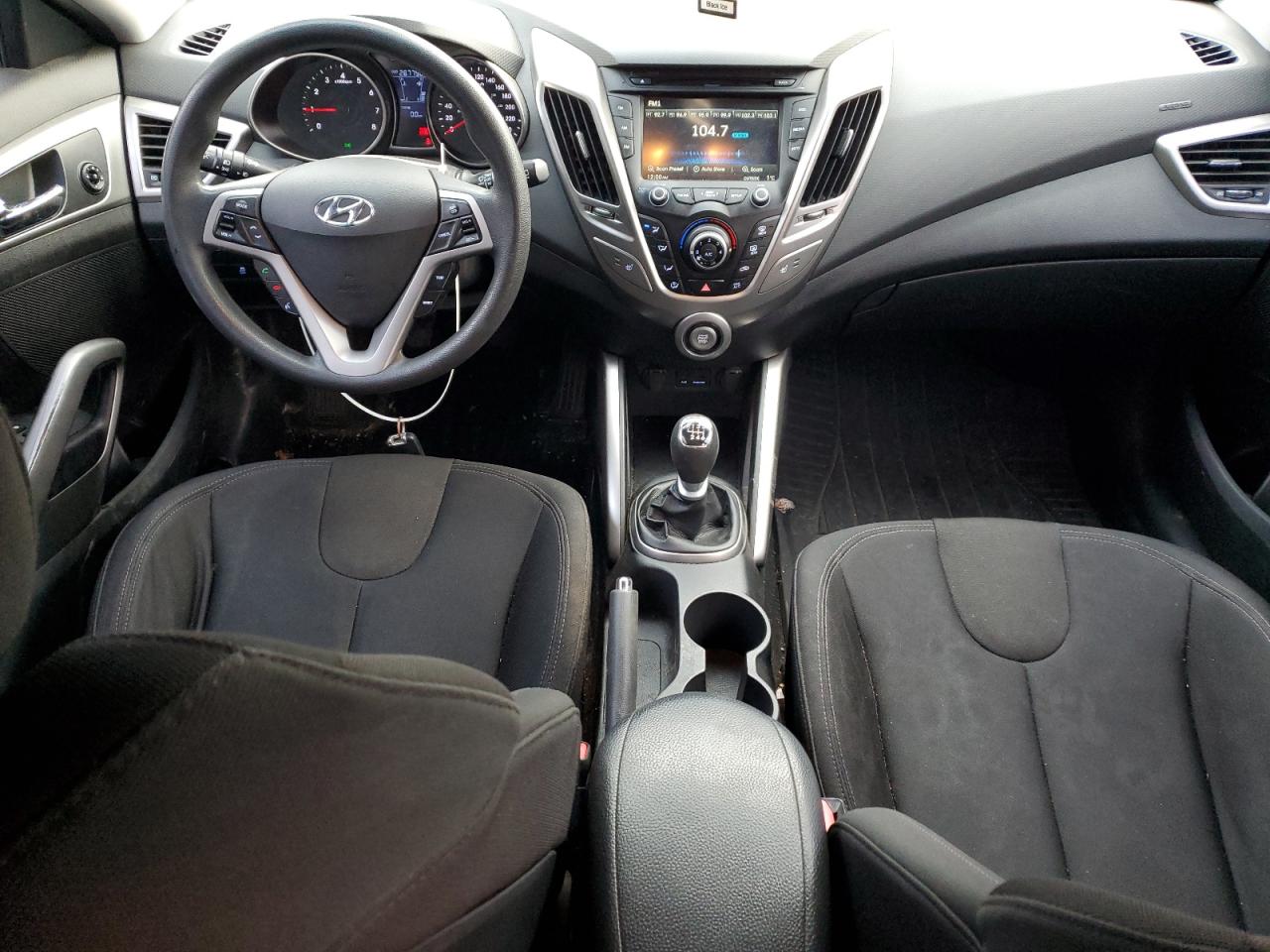 KMHTC6AD1CU050228 2012 Hyundai Veloster