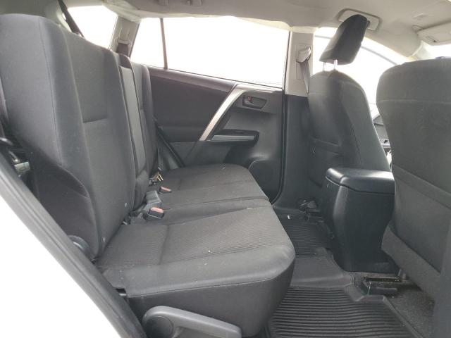 2018 TOYOTA RAV4 LE - JTMBFREV0JJ726985