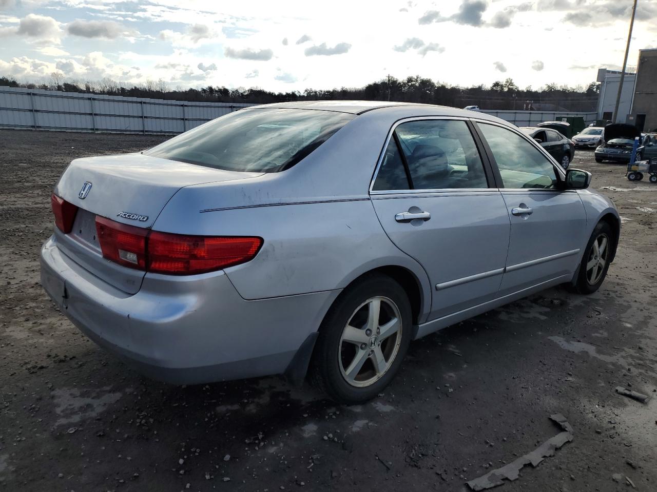 1hgcm56705a176326 1HGCM56705A176326 2005 Honda Accord Ex