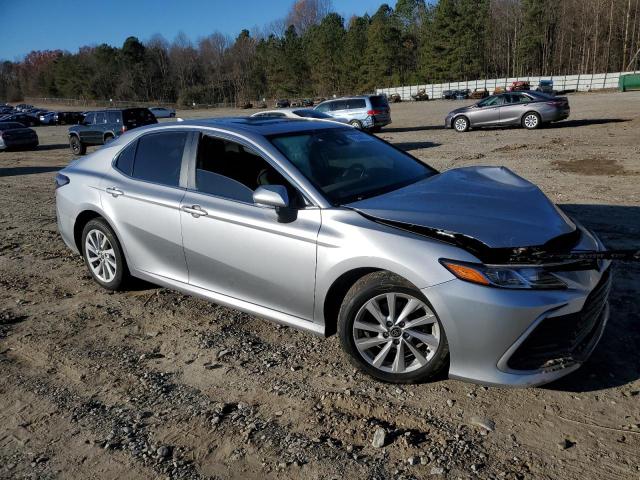 Vin: 4t1r11ak9nu622876, lot: 79544813, toyota camry le 20224
