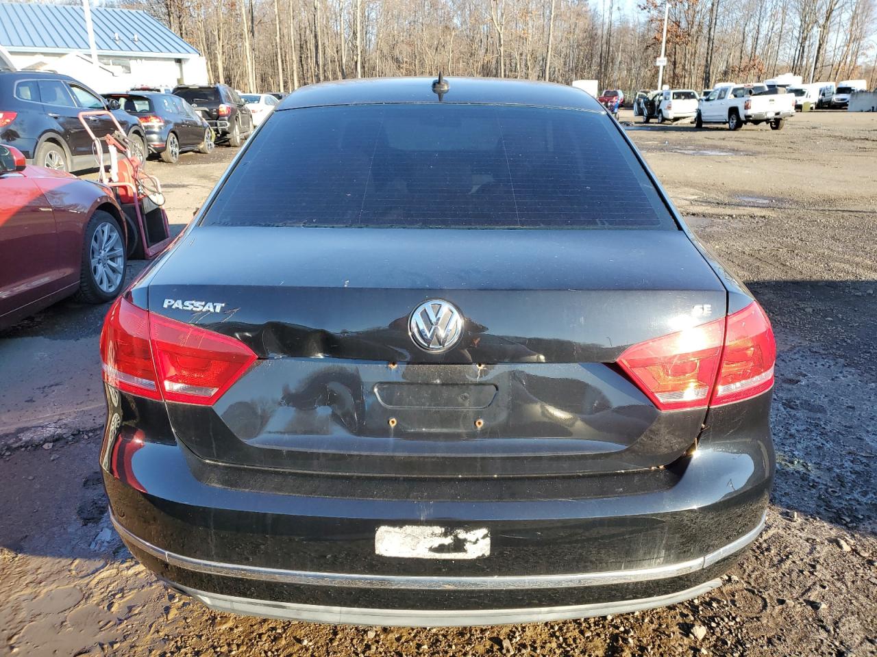 1vwbn7a35dc039907 1VWBN7A35DC039907 2013 Volkswagen Passat Se