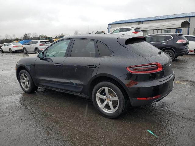 VIN WP1AA2A50JLB11332 2018 Porsche Macan no.2