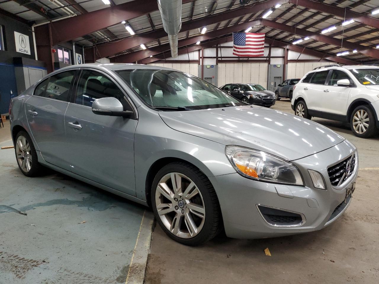 yv1902fh8b2016433 YV1902FH8B2016433 2011 Volvo S60 T6