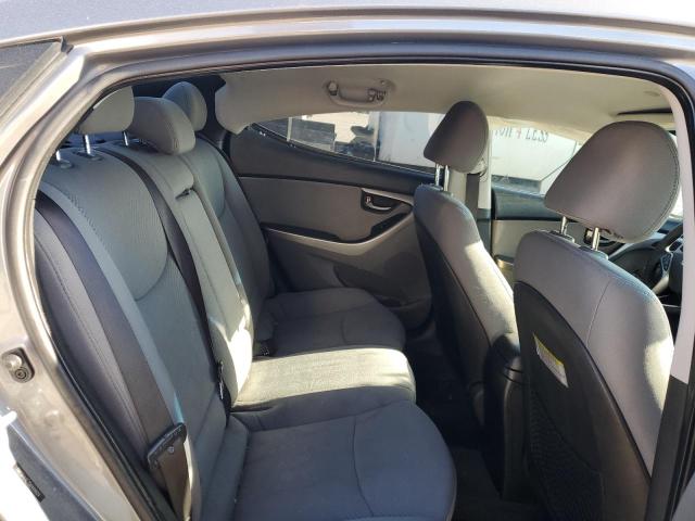 2013 Hyundai Elantra - Image 10