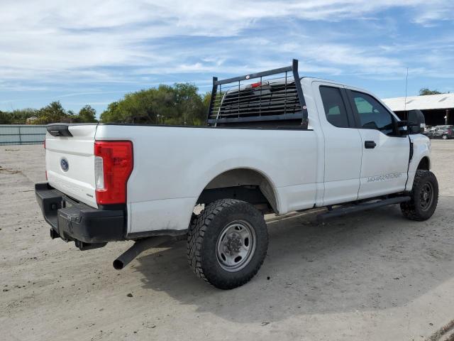 1FT7X2B67HEC10858 | 2017 FORD F250 SUPER