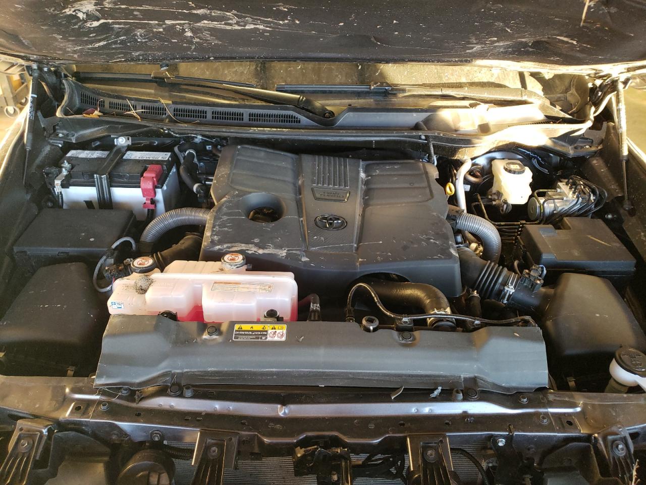 TOYOTA TUNDRA CREWMAX PLATINUM