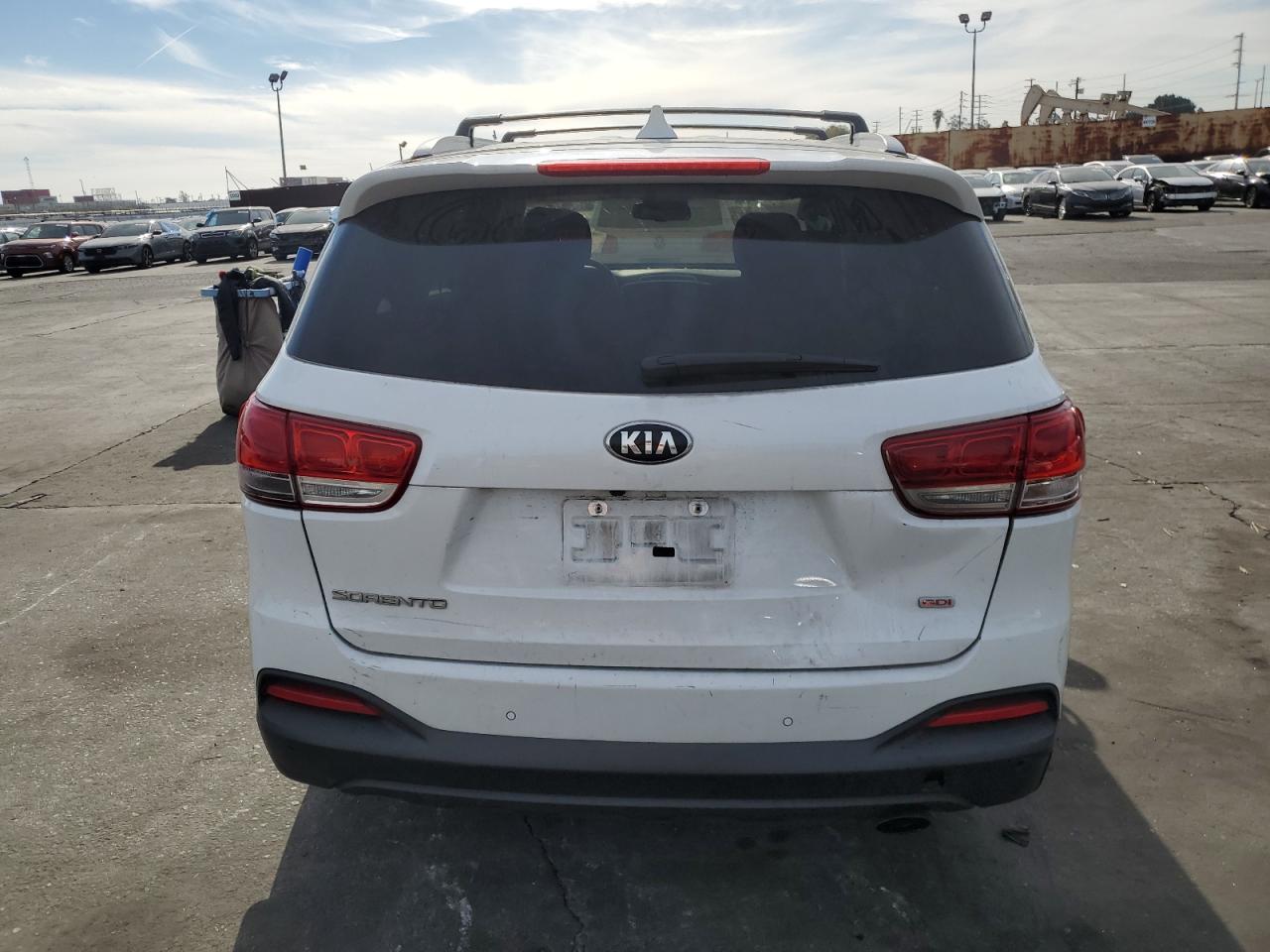 5XYPG4A39HG193555 2017 Kia Sorento Lx