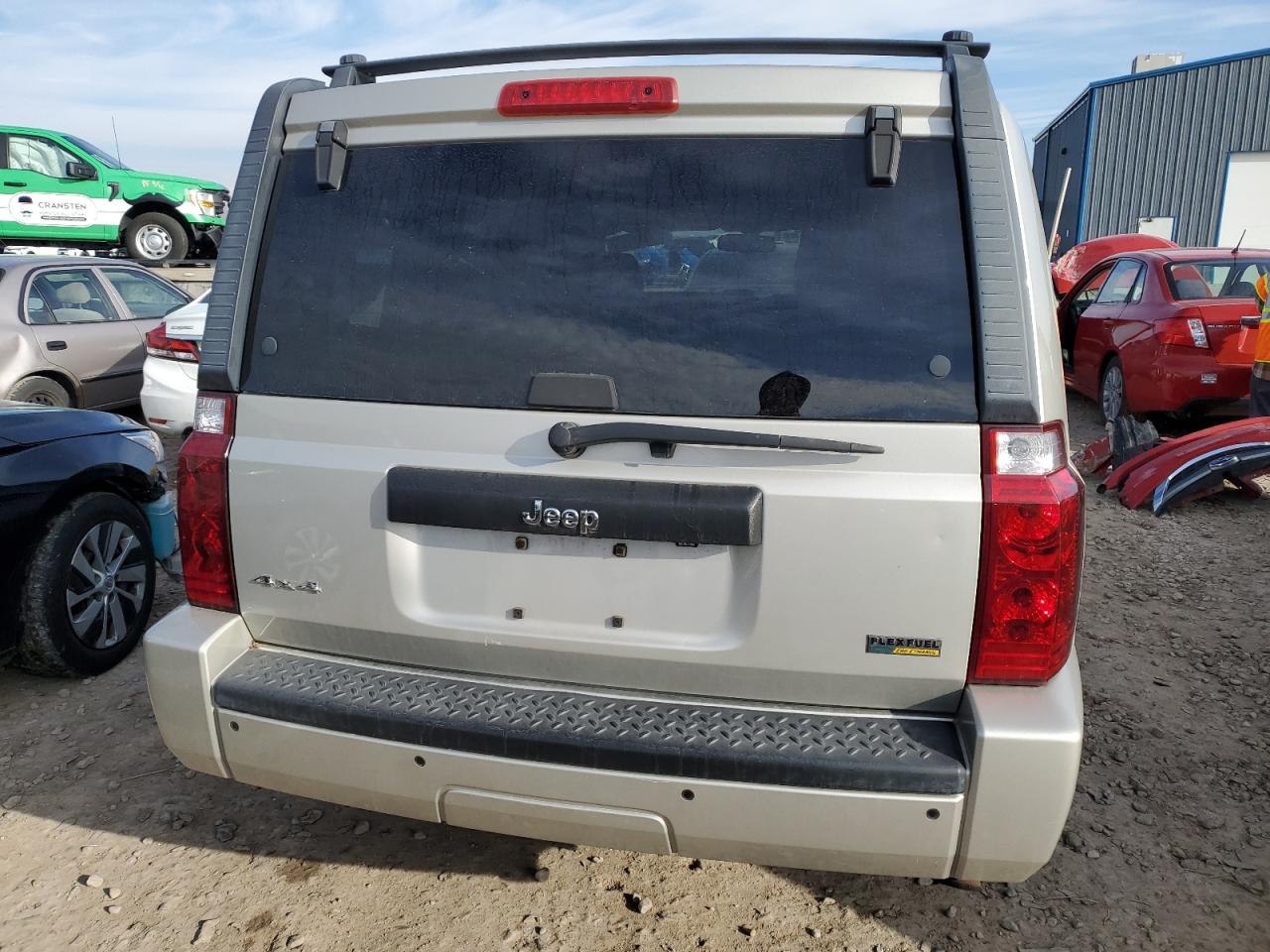 1j8hg48n48c241598 1J8HG48N48C241598 2008 Jeep Commander Sport