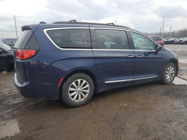 2C4RC1BG1HR616418 2017 CHRYSLER PACIFICA, photo no. 3