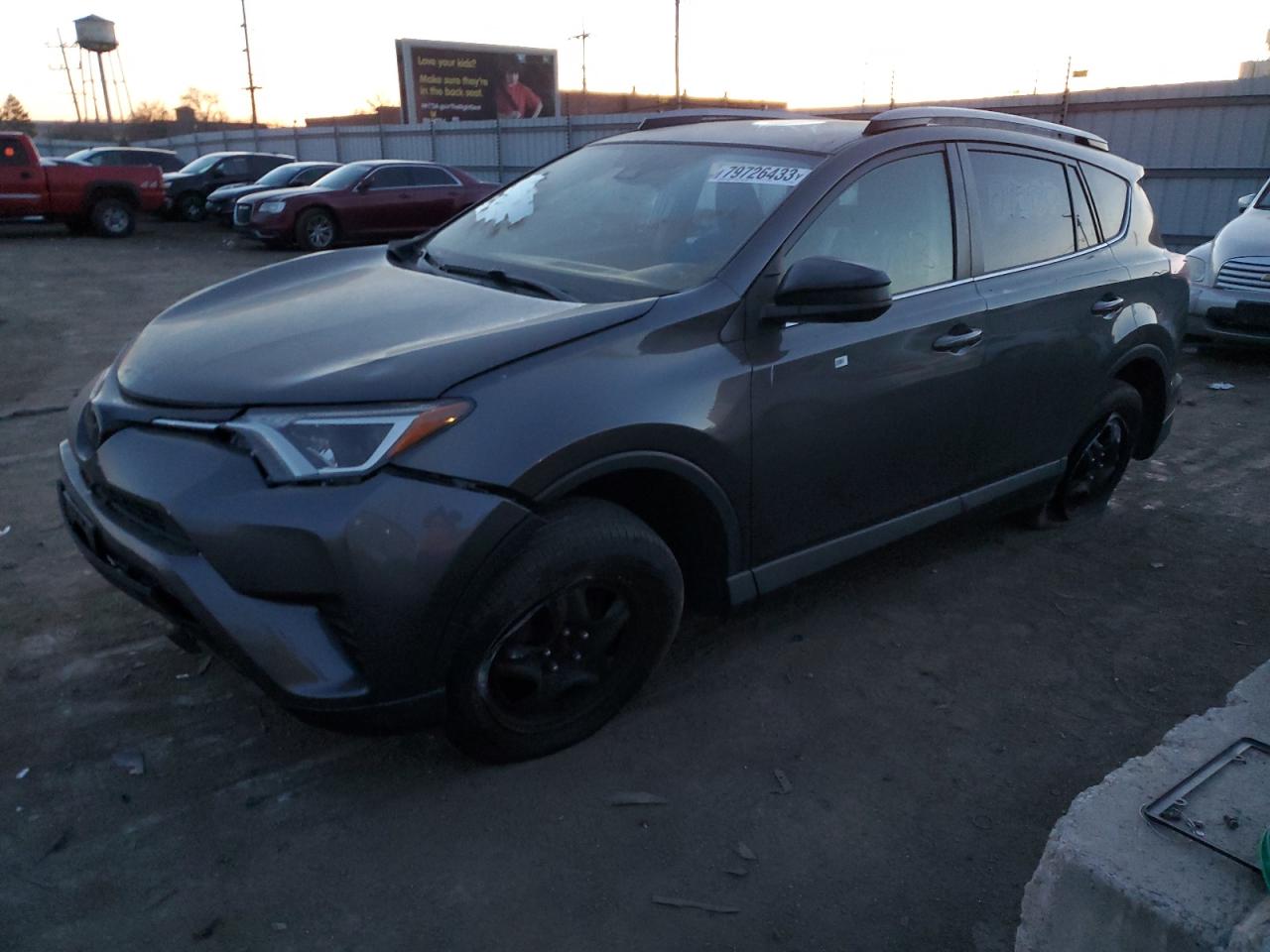 JTMZFREV0JJ739783 2018 Toyota Rav4 Le