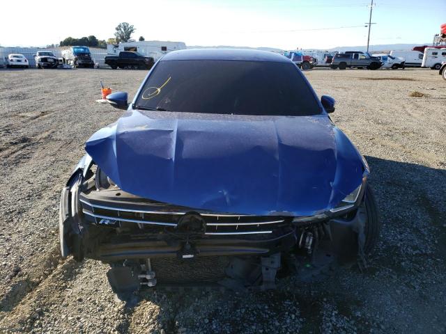2017 VOLKSWAGEN PASSAT R-L - 1VWDT7A30HC015079