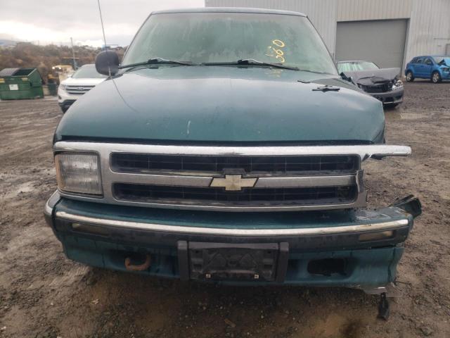 1996 Chevrolet Blazer VIN: 1GNDT13W5T2233046 Lot: 80325923