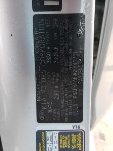 2016 Kia Forte - Image 13