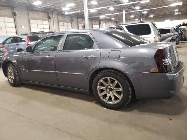 2010 Chrysler 300 - Image 2