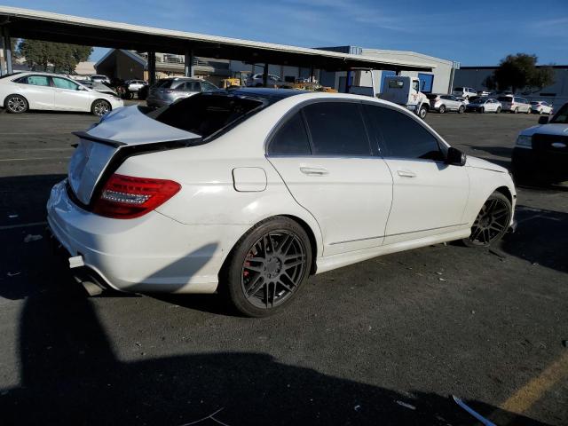 VIN WDDGF4HB4DA777121 2013 Mercedes-Benz C-Class, 250 no.3