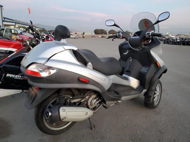 2010 PIAGGIO MP3 250 ZAPM479M8A5004403