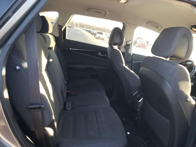 5XYPG4A54GG031753 | 2016 KIA SORENTO LX