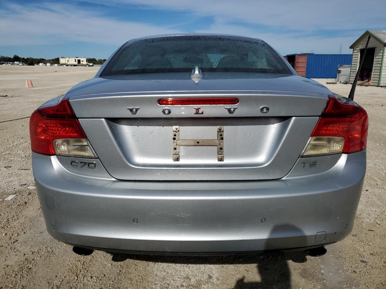 yv1672mc3bj118427 YV1672MC3BJ118427 2011 Volvo C70 T5