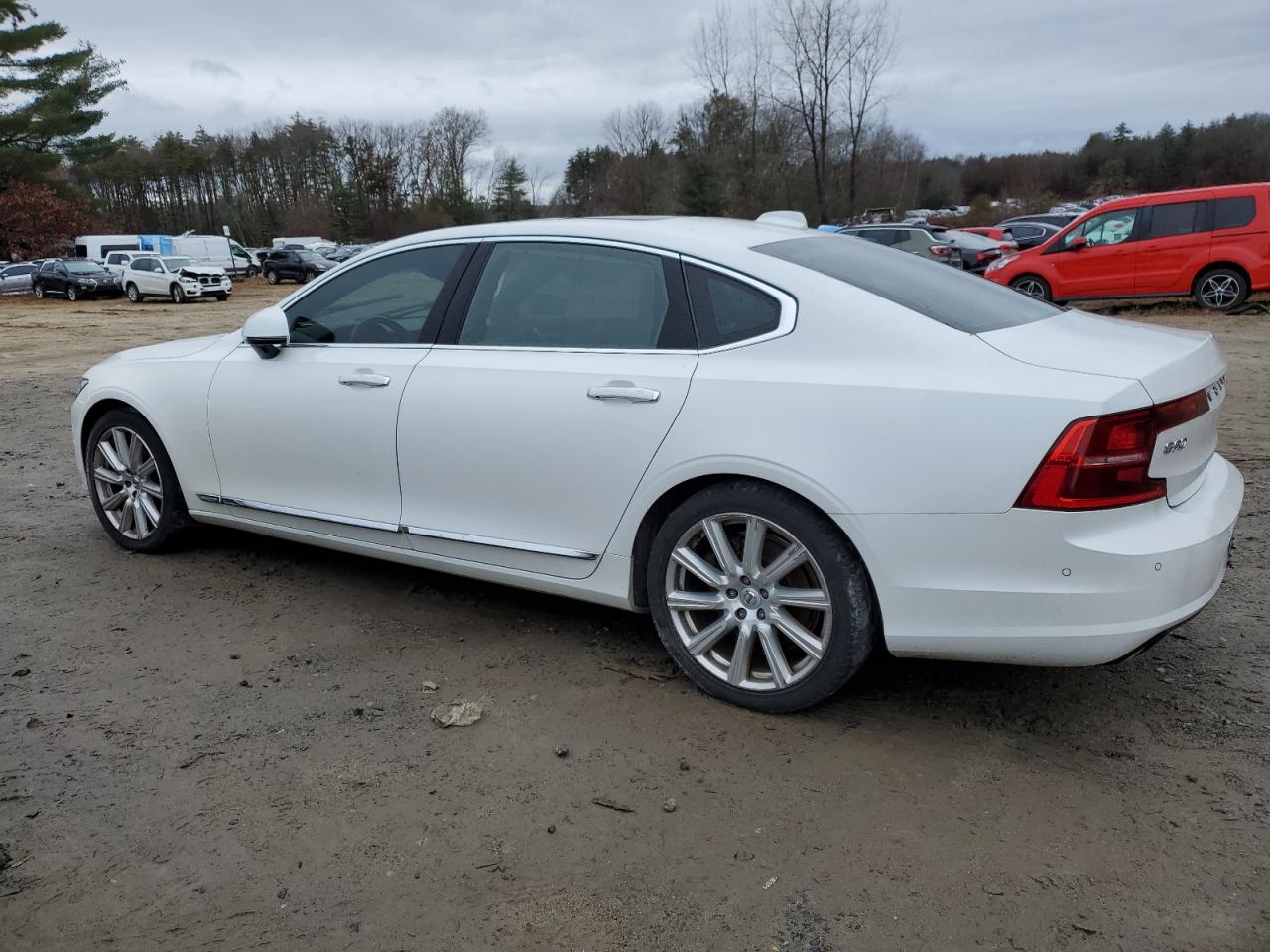 LVY992MLXJP035675 2018 Volvo S90 T6 Inscription