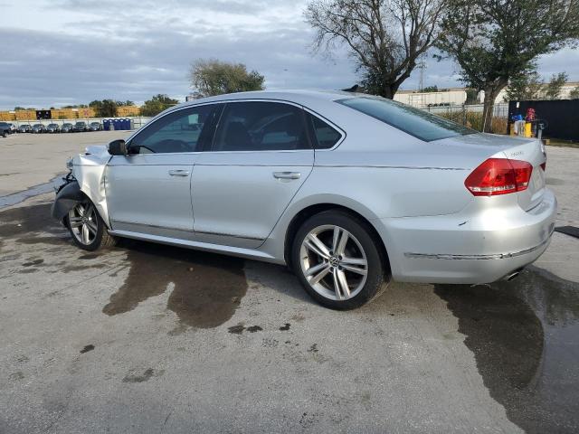 2015 VOLKSWAGEN PASSAT SEL - 1VWCS7A3XFC075205