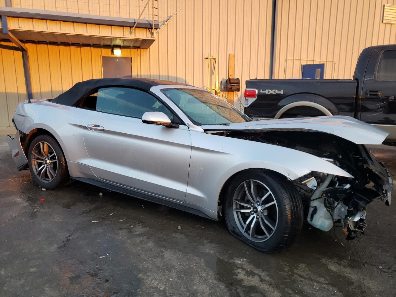 1FATP8UH7G5280378 2016 Ford Mustang