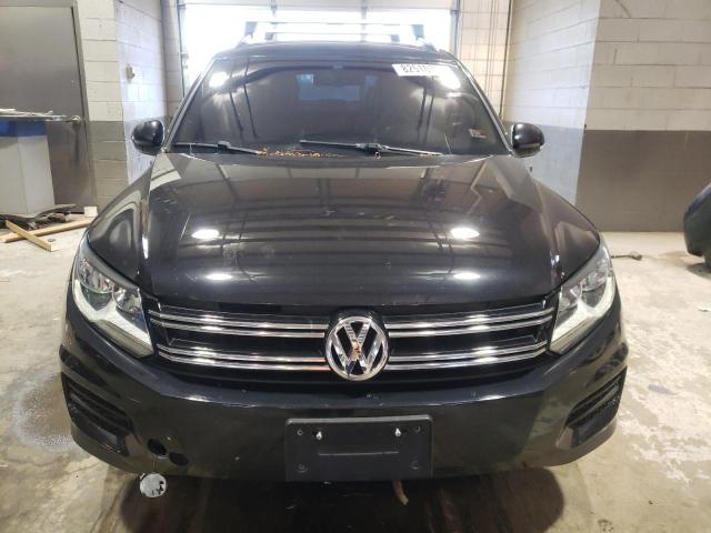 WVGBV7AX6HK012874 | 2017 Volkswagen tiguan s