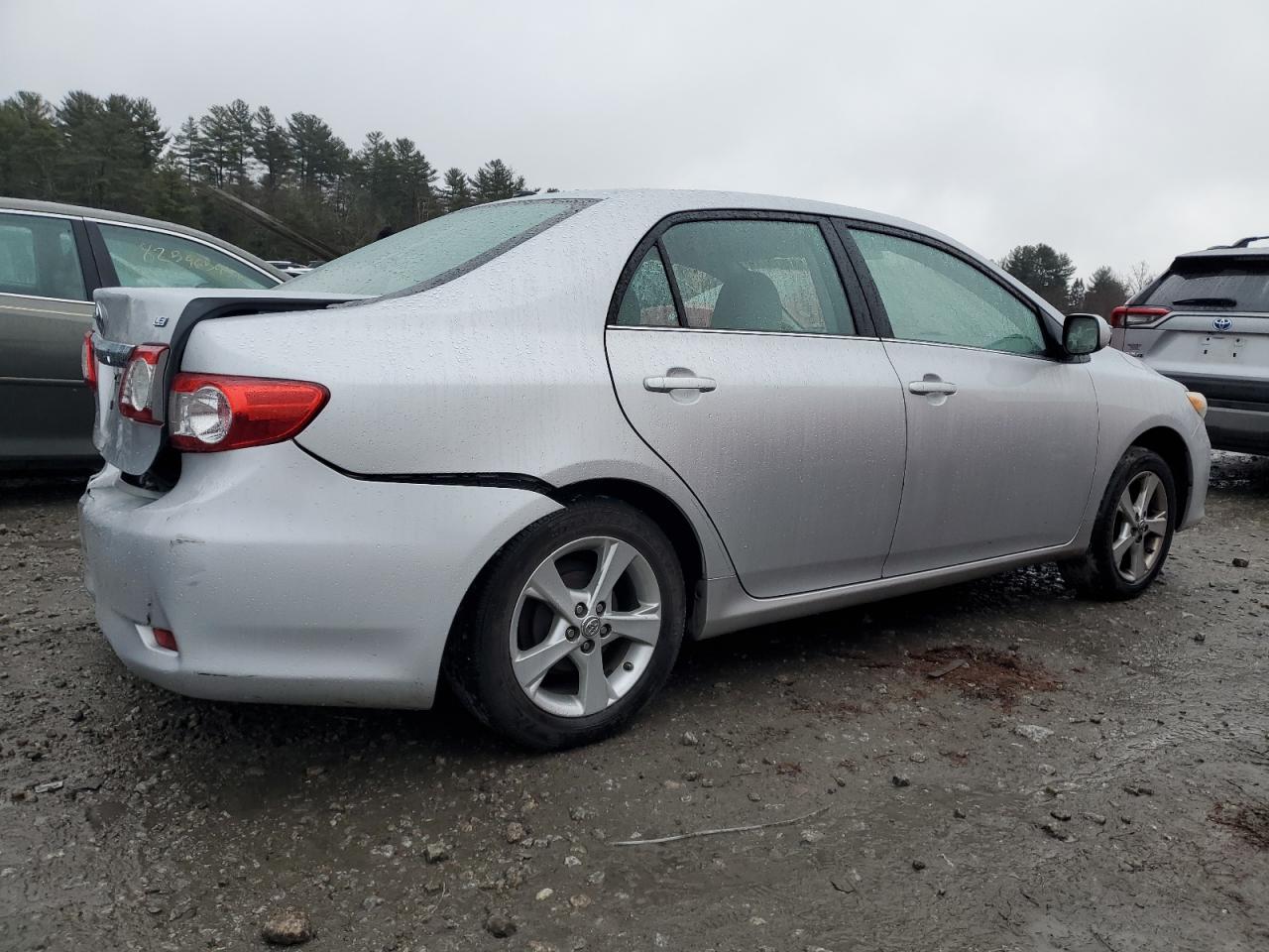 2T1BU4EE9DC985595 2013 Toyota Corolla Base