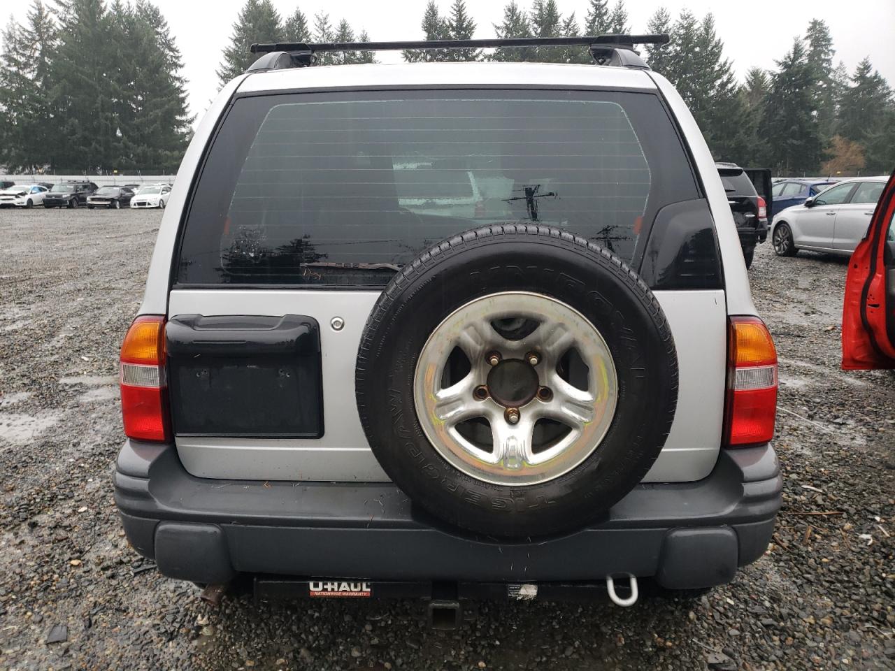 2CNBJ13C636952588 2003 Chevrolet Tracker