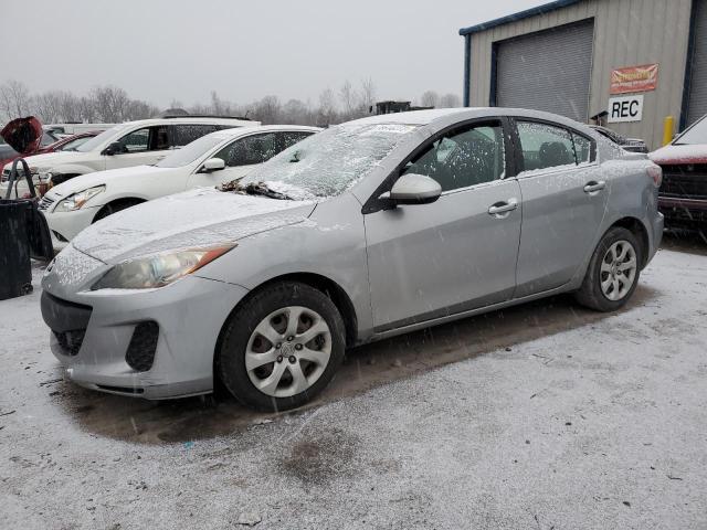 2013 Mazda Mazda3 i