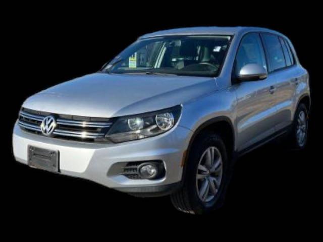 WVGAV7AXXCW586651 | 2012 Volkswagen tiguan s