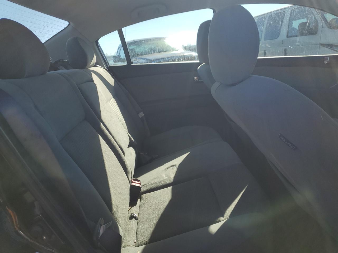 3N1AB6APXAL702637 2010 Nissan Sentra 2.0