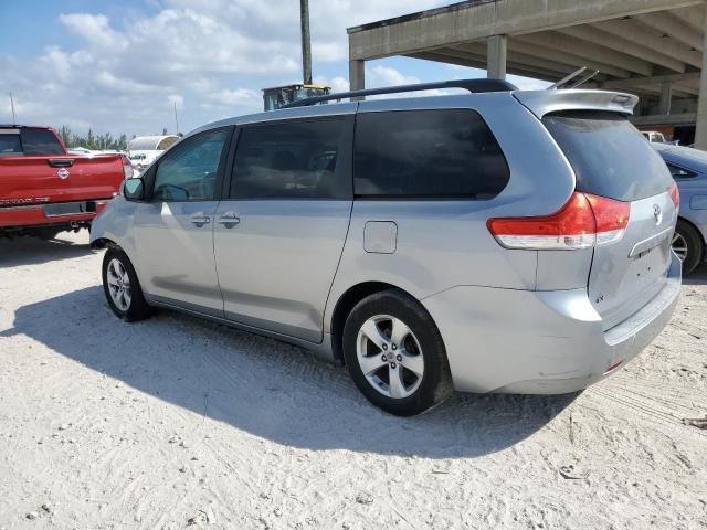 5TDKK3DC4CS190265 | 2012 Toyota sienna le