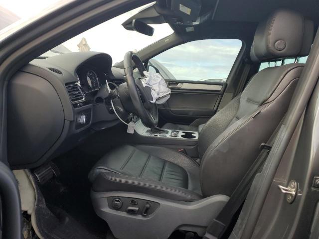 2017 VOLKSWAGEN TOUAREG WO WVGRF7BP8HD003849
