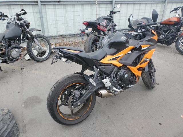 2019 KAWASAKI EX650 F - JKAEXEK11KDA34445